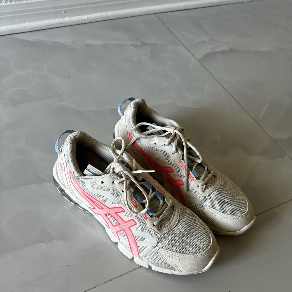 Gel ASICS size 9.5